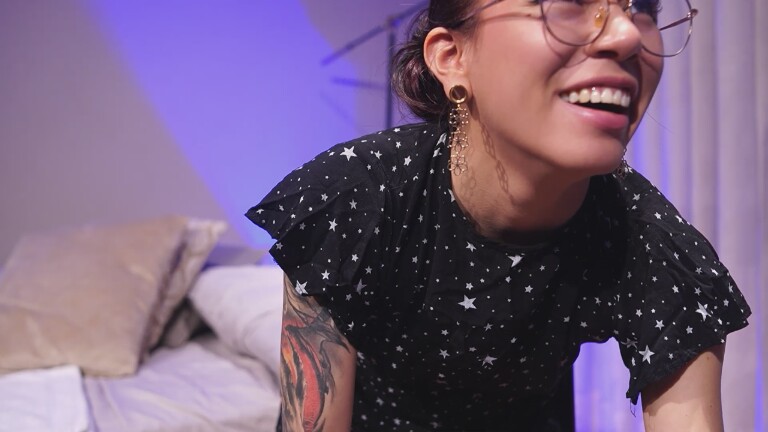 ZaraMiiuw's Streamate show and profile