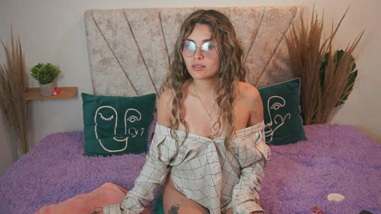 IamAbbi's Streamate show and profile