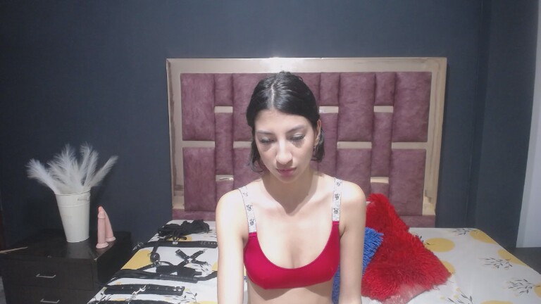 AlisonBate's Streamate show and profile