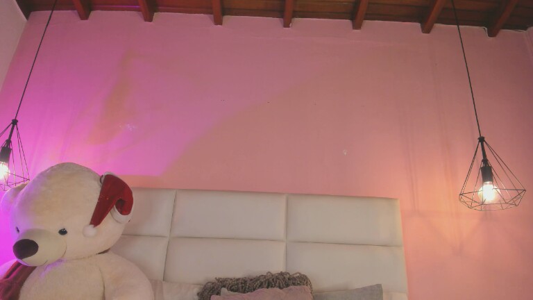 AdelleGrey's Streamate show and profile