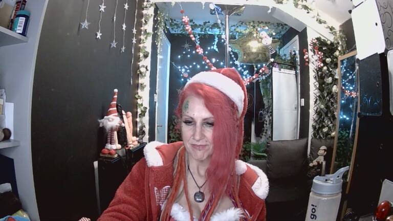 SkySparks's Streamate show and profile