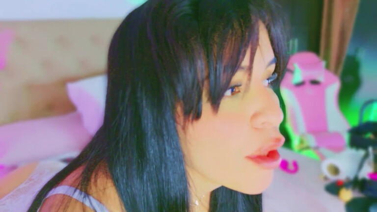 CharlootteEvans's Streamate show and profile