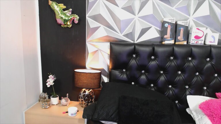 EmmaLush's Streamate show and profile