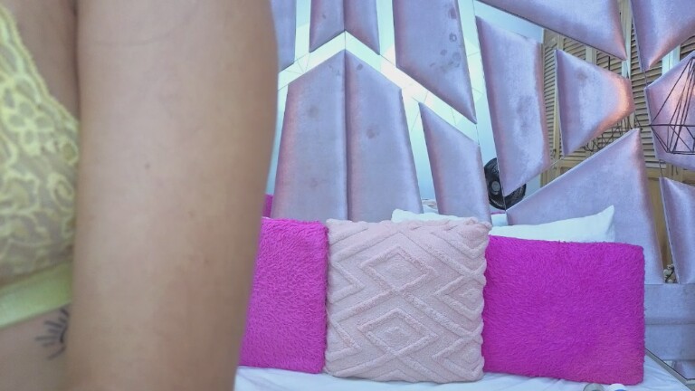 AbbyBenet's Streamate show and profile