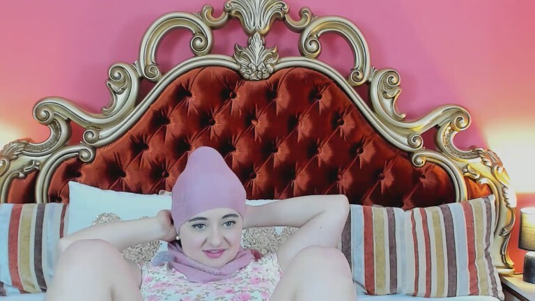 ANNALYAx's Streamate show and profile