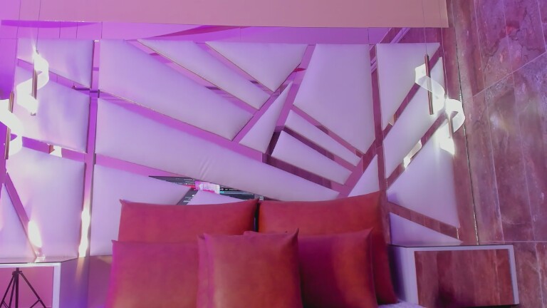 CathalinaRoy's Streamate show and profile