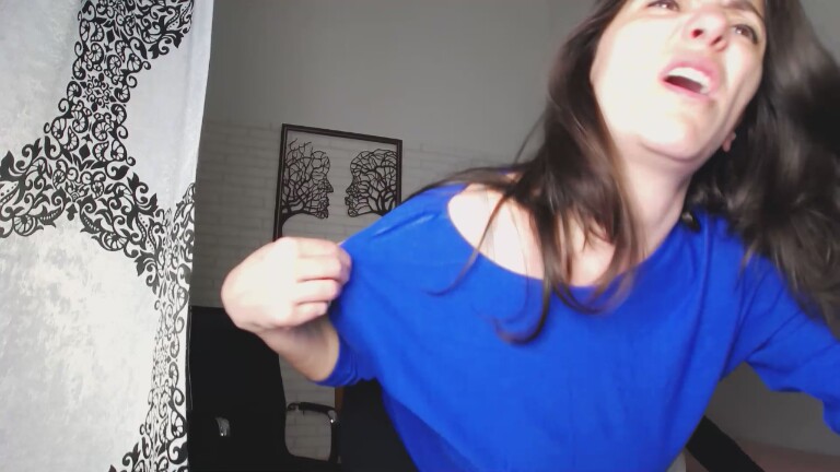 LEONAAx's Streamate show and profile