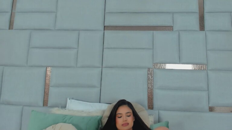 AlisonSantana's Streamate show and profile