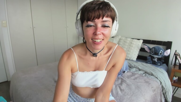 FantasticSonya's Streamate show and profile