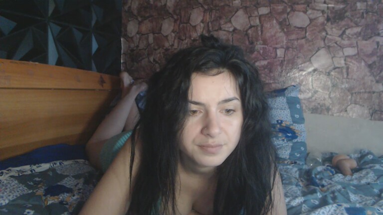 SELYINA's Streamate show and profile