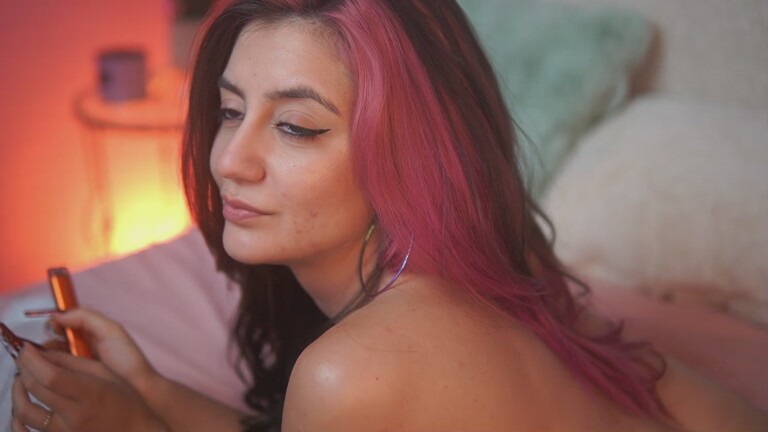 SabrinaHope's Streamate show and profile