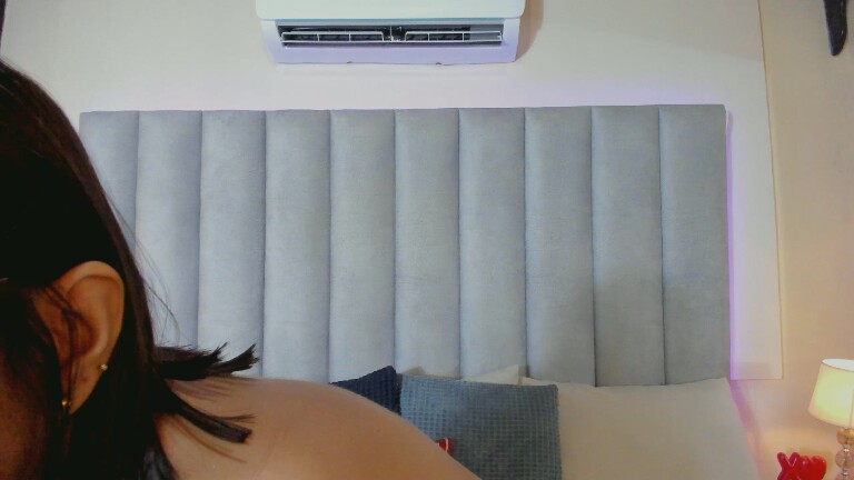 LunnaNoir's Streamate show and profile