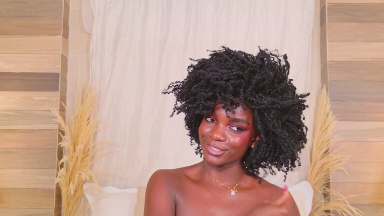 YaraDavis's Streamate show and profile