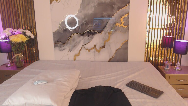 MiticaBrenner's Streamate show and profile