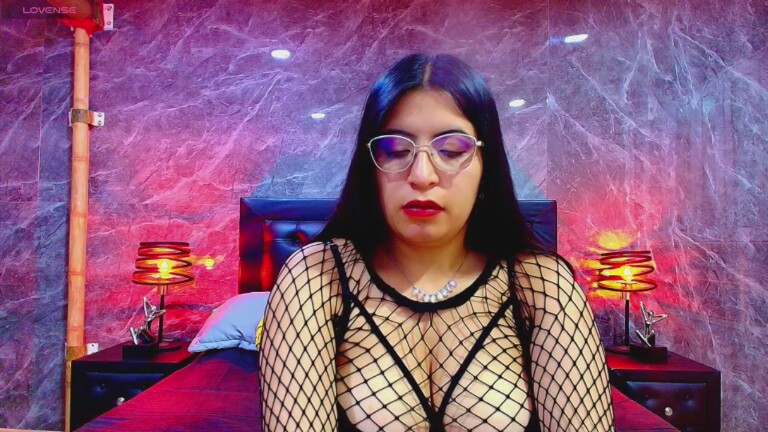 Kamile_Nilsen's Streamate show and profile