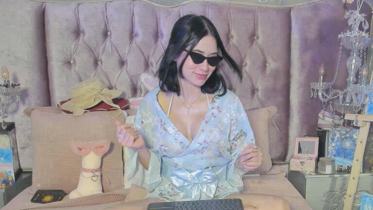 AlejandraLee's Streamate show and profile