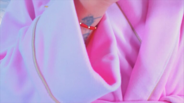 HemmaThompsonn's Streamate show and profile