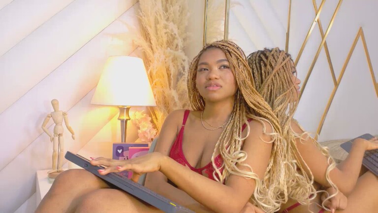 AuryPineda's Streamate show and profile