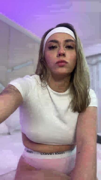 MadisonReeds's Streamate show and profile