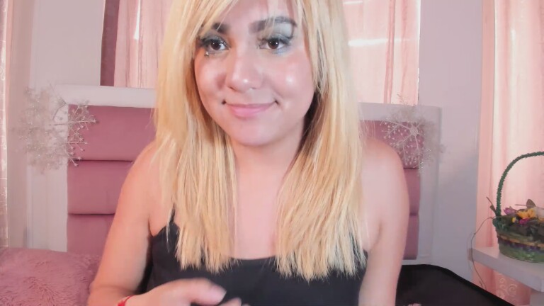 evee_s's Streamate show and profile