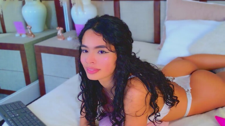 SamanthaSosa's Streamate show and profile