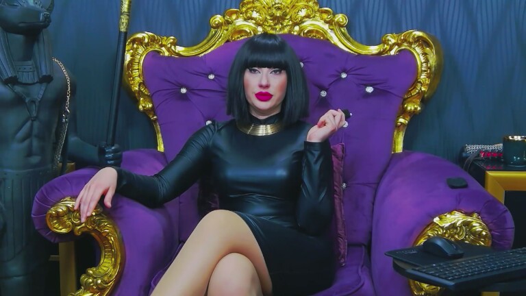 LaraMaeve's Streamate show and profile