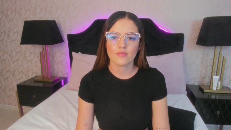 AlicceGray's Streamate show and profile