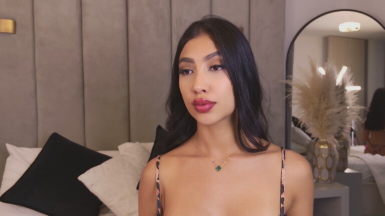 SabrinaRoss's Streamate show and profile