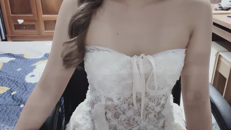 Annababy111's Streamate show and profile