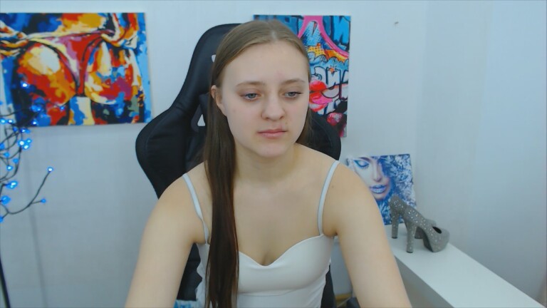 ArinaBelly's Streamate show and profile