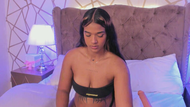 SaschaFit's Streamate show and profile