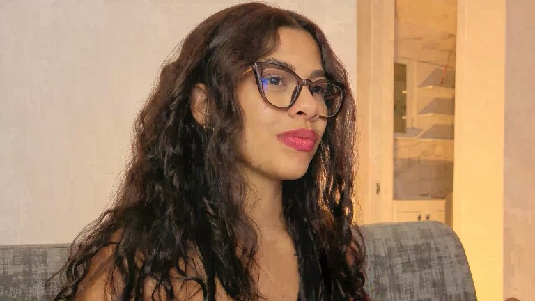 Clarckbella's Streamate show and profile