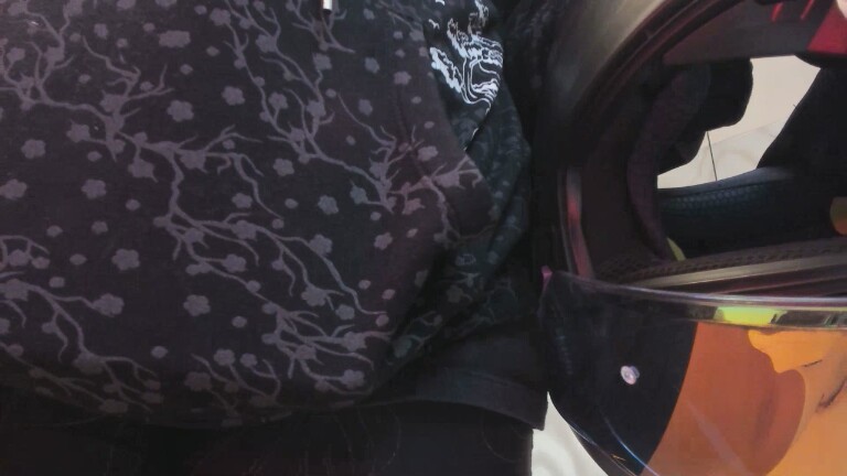 HollyJhonson's Streamate show and profile