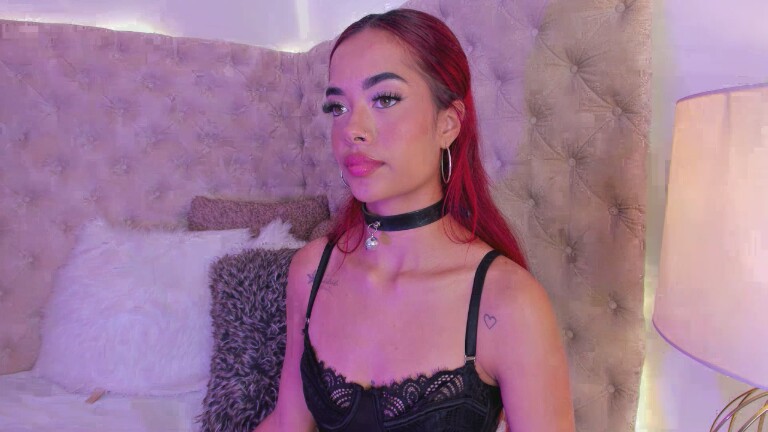 Alanna_Blakes's Streamate show and profile