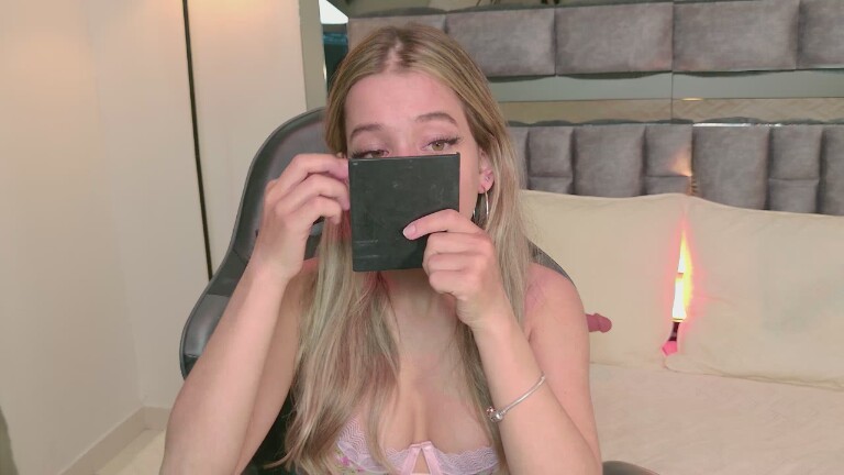 BritanyBloom's Streamate show and profile