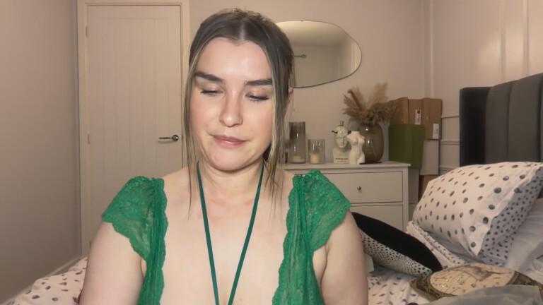 PeacheyyStuff's Streamate show and profile