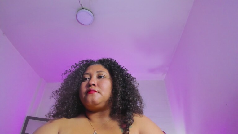 Ayliinns's Streamate show and profile