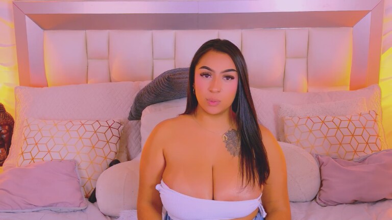 MartinaPiero's Streamate show and profile