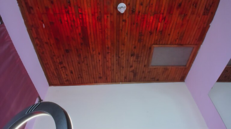 MeganDangelo's Streamate show and profile