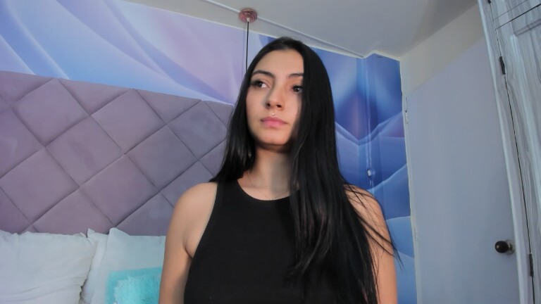 ViolletaRosse's Streamate show and profile