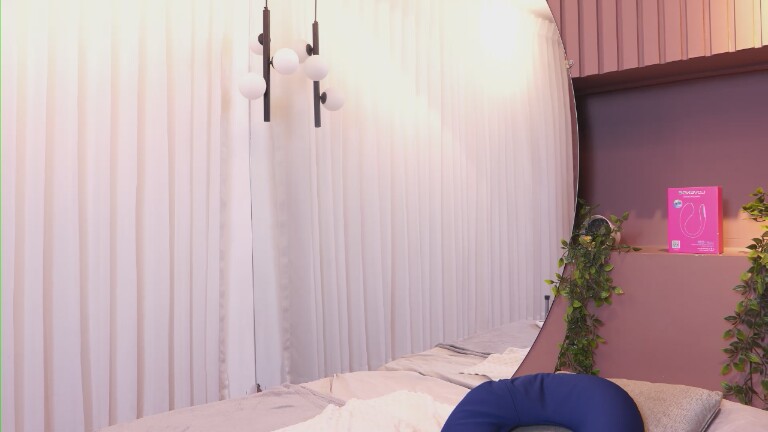 EvaPaoluci's Streamate show and profile