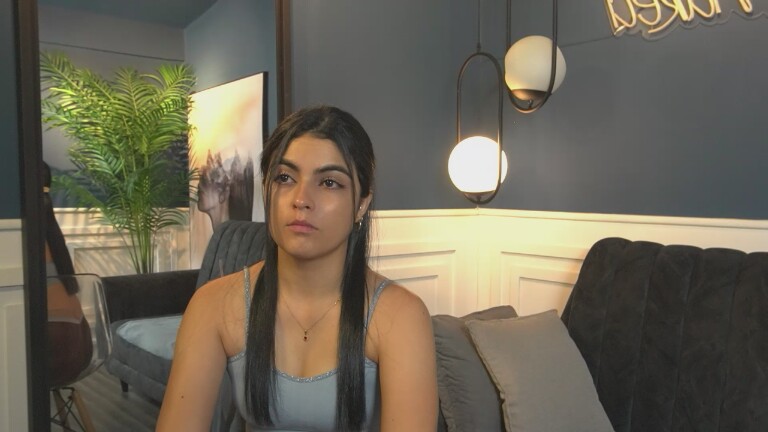 GabyReid's Streamate show and profile