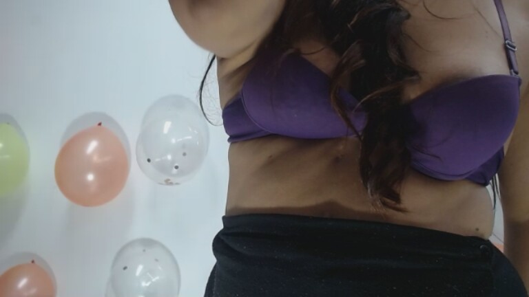 LunaDumont's Streamate show and profile