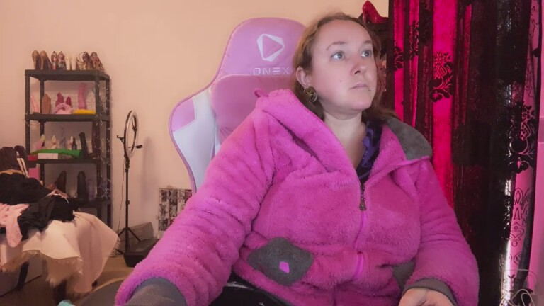 GoddessKisica's Streamate show and profile