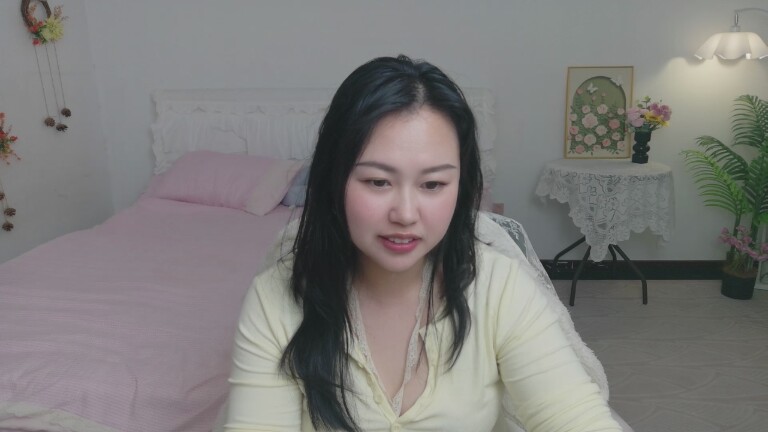 Lrenelvy's Streamate show and profile