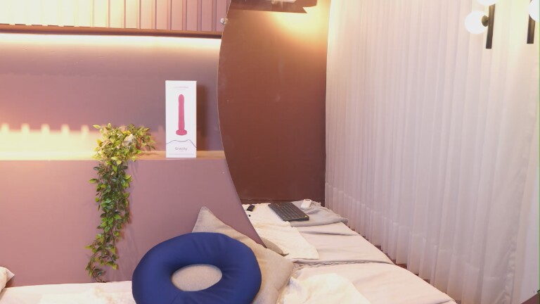 EvaPaoluci's Streamate show and profile