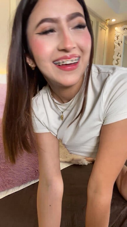 LiaBoston's Streamate show and profile