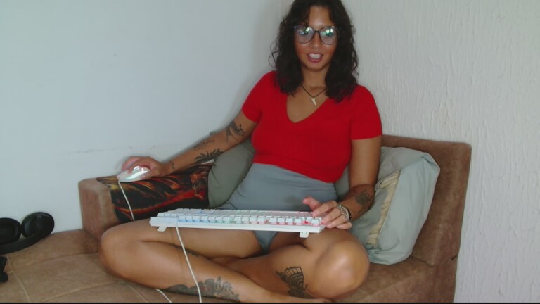 MyaMillor's Streamate show and profile