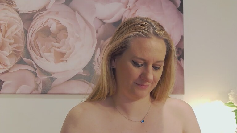 JoleneMegann's Streamate show and profile