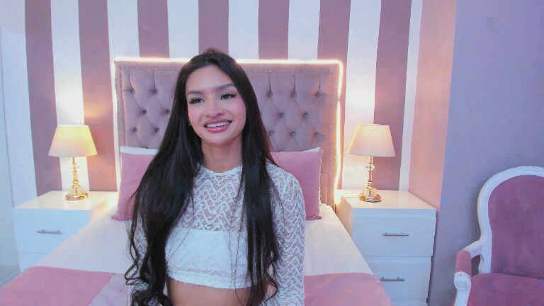 AuraClark's Streamate show and profile